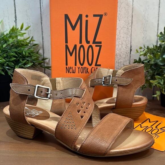 Miz Mooz Leather Cienna Wide Width Heeled Sandals Size 41W - Picture 2 of 10